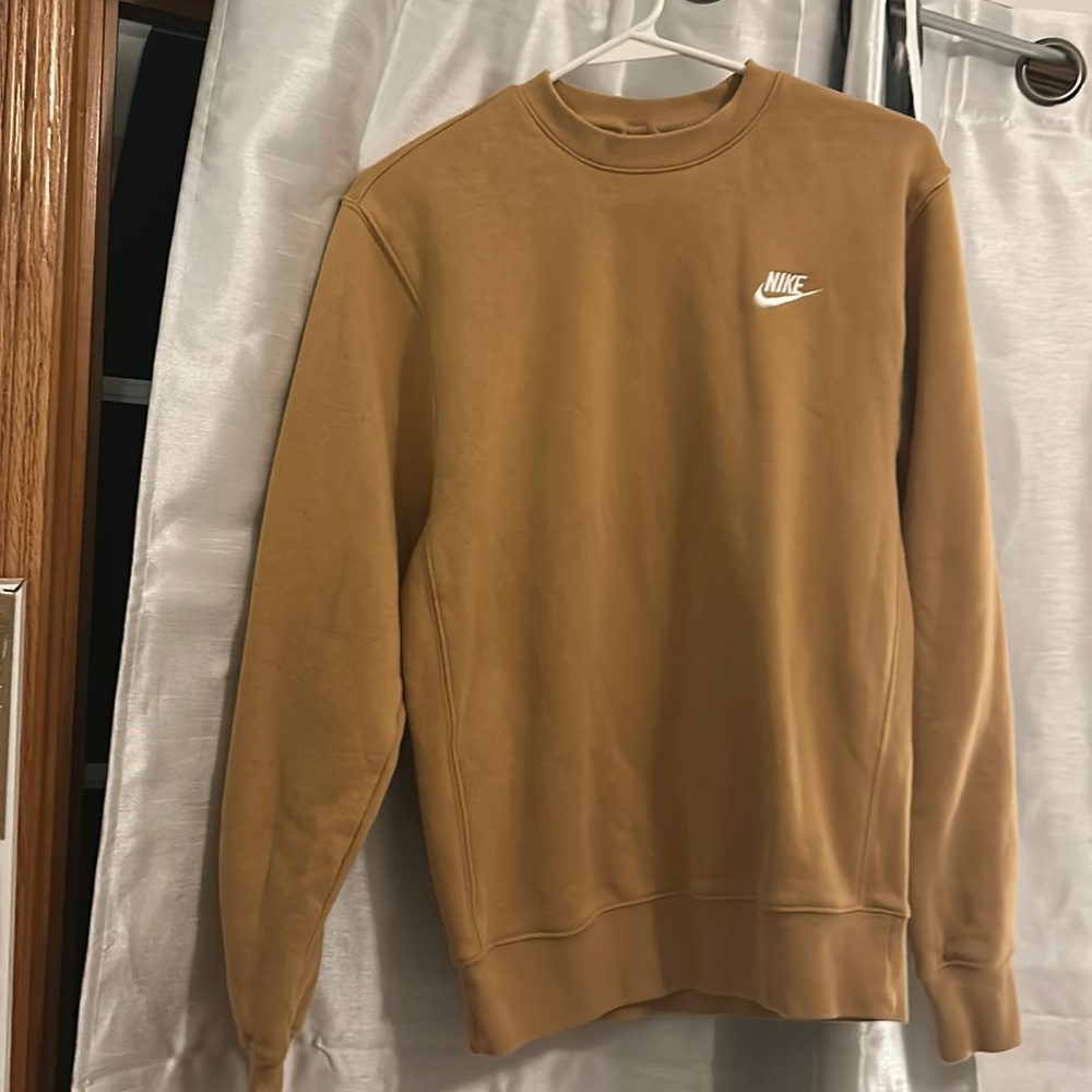 women’s nike crewneck